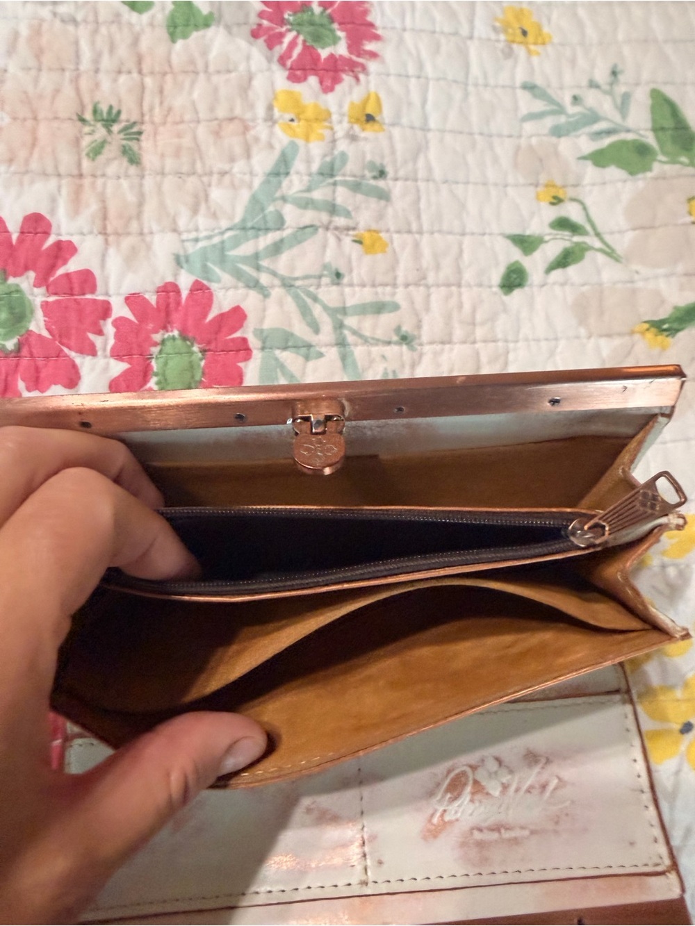 Patricia Nash Floral Embossed Metallic Clutch Wallet - Cream & Rose Gold - Picture 4 of 8